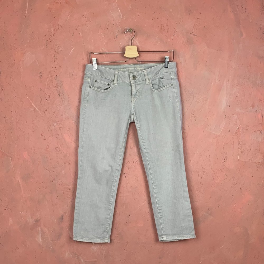 American Eagle Low Rise Denim Capri Jeans/Grey Distressed Low Rise Jeans/AE
